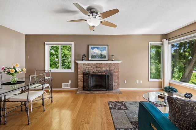 5616 W 78th Street, Edina, MN 55439