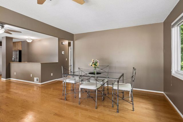5616 W 78th Street, Edina, MN 55439