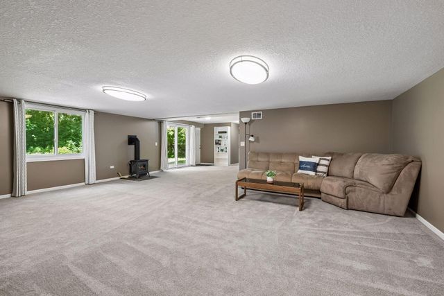 5616 W 78th Street, Edina, MN 55439