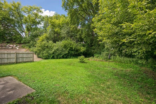 5616 W 78th Street, Edina, MN 55439