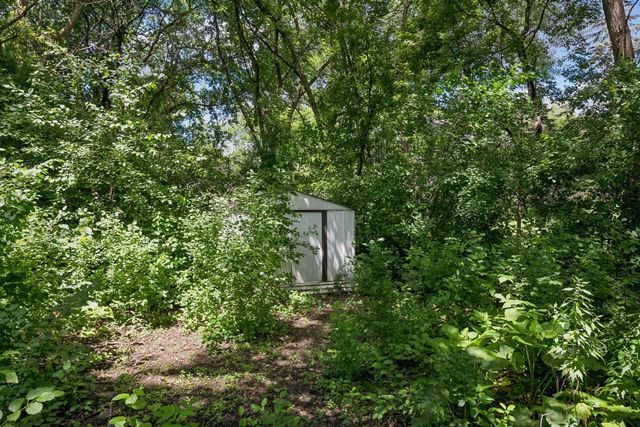 5616 W 78th Street, Edina, MN 55439
