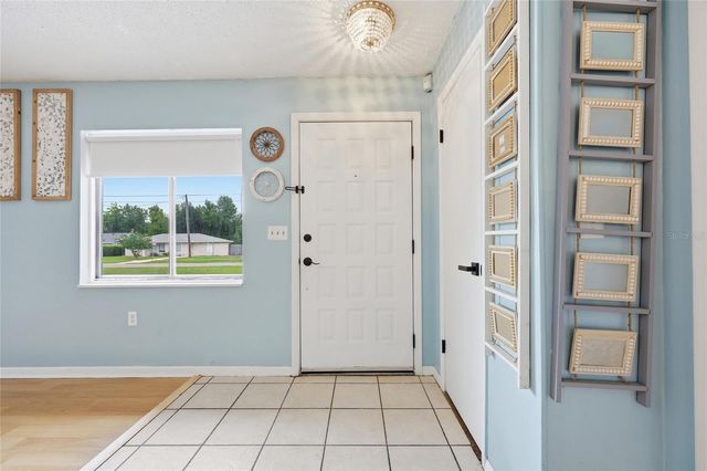 1025 PARK AVENUE, Tavares, FL 32778