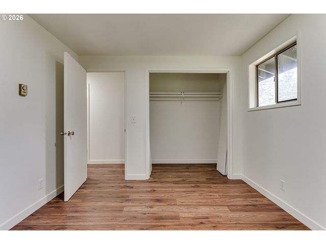 38730 NATURES GARDEN St, Springfield, OR 97478