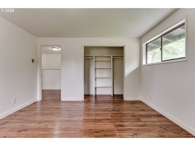 38730 NATURES GARDEN St, Springfield, OR 97478