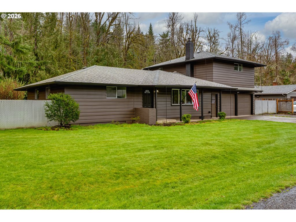 38730 NATURES GARDEN St, Springfield, OR 97478