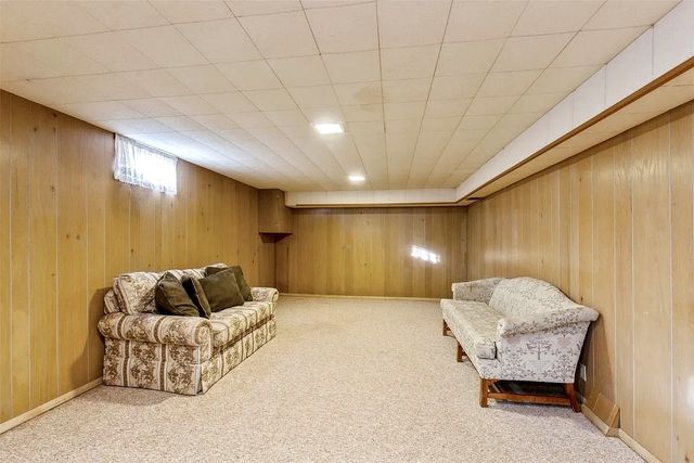 521 29th Street NE, Cedar Rapids, IA 52402