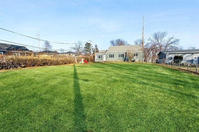 521 29th Street NE, Cedar Rapids, IA 52402