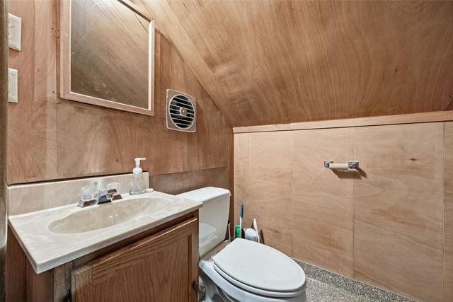 521 29th Street NE, Cedar Rapids, IA 52402