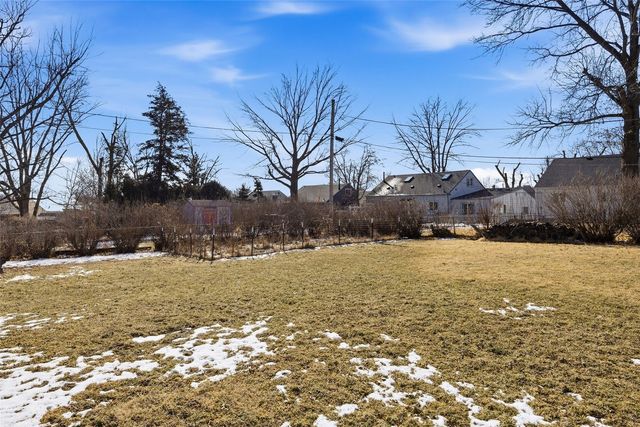 521 29th Street NE, Cedar Rapids, IA 52402