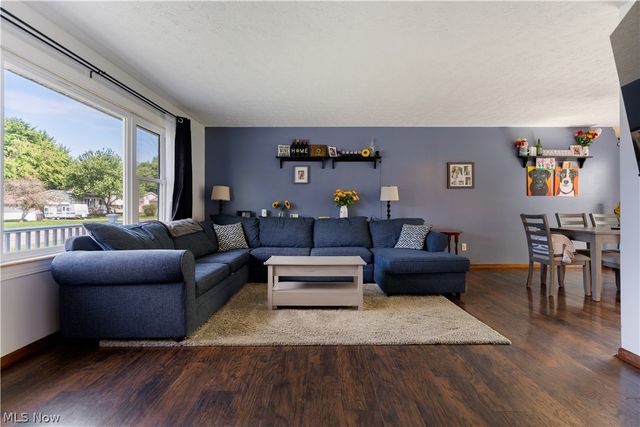 3316 Woodington Avenue SW, Canton, OH 44706