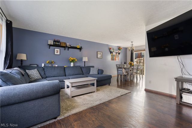 3316 Woodington Avenue SW, Canton, OH 44706