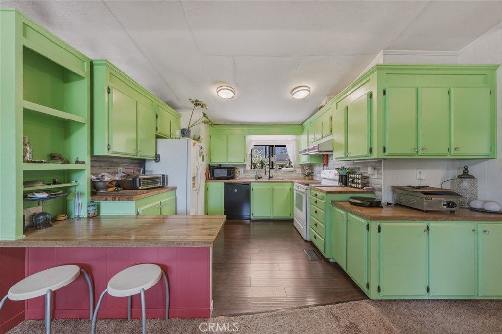 Image 11 of property listing at 6824 Crump, Nice, CA 95464