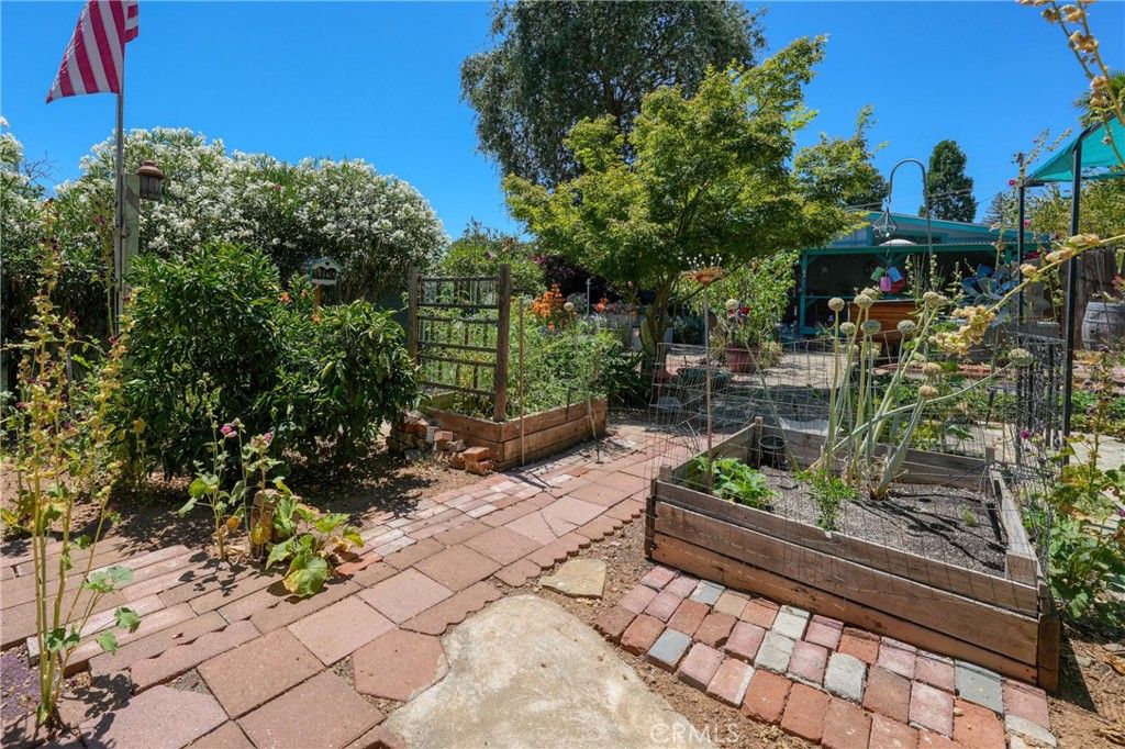 Image 40 of property listing at 6824 Crump, Nice, CA 95464