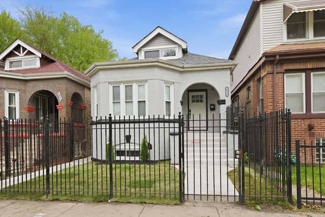 6824 S Wood Street, Chicago, IL 60636