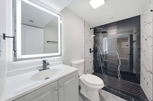 6824 S Wood Street, Chicago, IL 60636