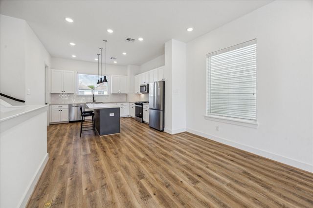 4854 Brinkman Street, Houston, TX 77018