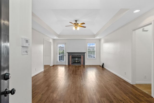 1021 Glenhurst Way, Clarksville, TN 37040