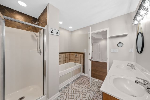 1021 Glenhurst Way, Clarksville, TN 37040