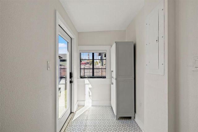 103 E LAMBRIGHT STREET, Tampa, FL 33604