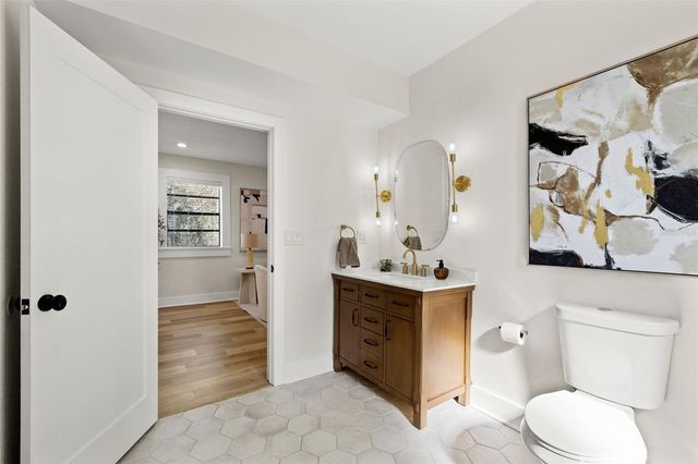 103 E LAMBRIGHT STREET, Tampa, FL 33604