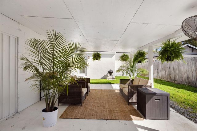 103 E LAMBRIGHT STREET, Tampa, FL 33604