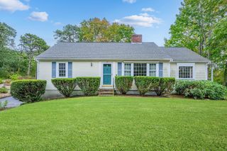 68 Seminole Dr, Yarmouth, MA 02675