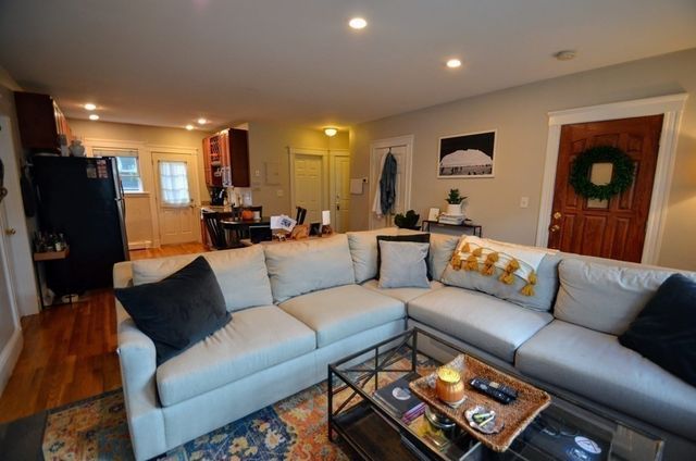 103 Welles Ave 1L, Boston, MA 02124