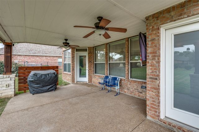 110 Paradise Cove, Shady Shores, TX 76208