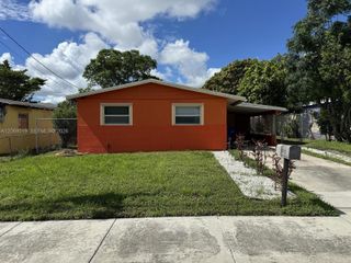 1281 W 35th Street, Riviera Beach, FL 33404