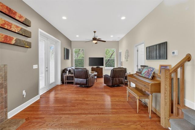 929 CARLTON AVENUE, Lake Wales, FL 33853