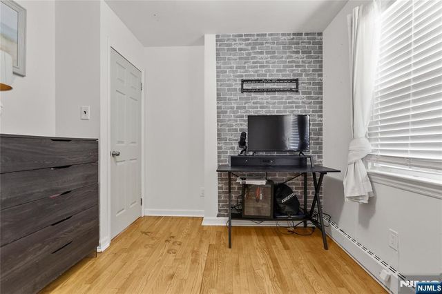 316 15th Place, Prospect Park, NJ 07508