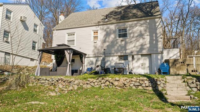 316 15th Place, Prospect Park, NJ 07508