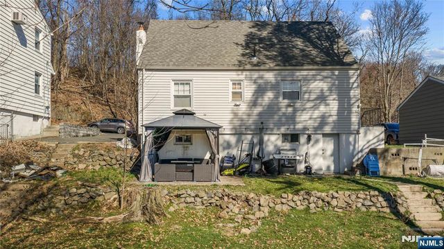 316 15th Place, Prospect Park, NJ 07508