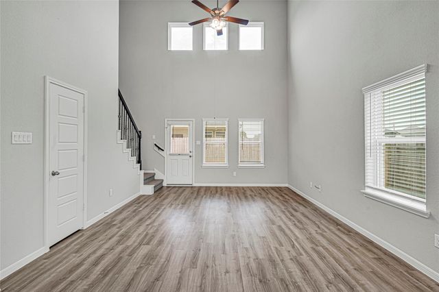 2106 Spring Hollow Drive, Baytown, TX 77521