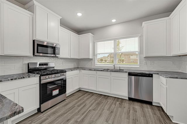 2106 Spring Hollow Drive, Baytown, TX 77521