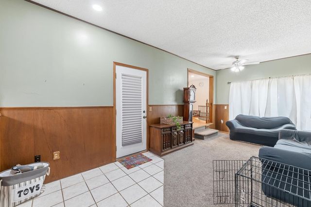 6760 N Tarrytown St, Park City, KS 67219