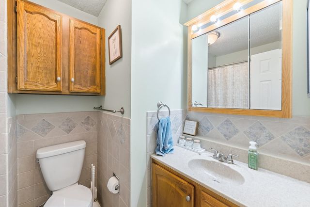 6760 N Tarrytown St, Park City, KS 67219
