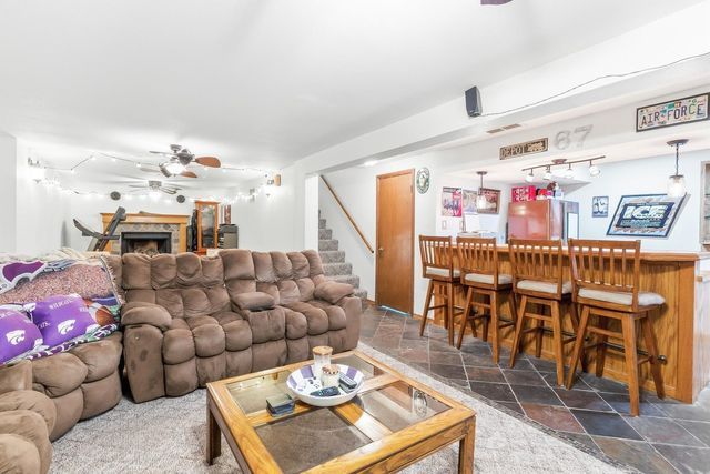 6760 N Tarrytown St, Park City, KS 67219