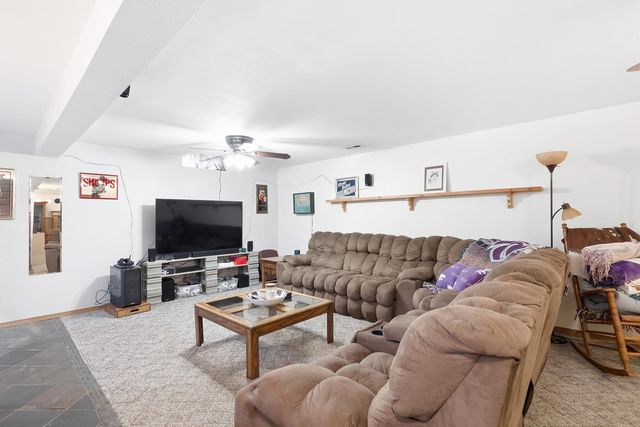 6760 N Tarrytown St, Park City, KS 67219