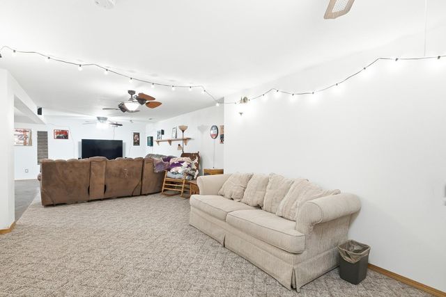 6760 N Tarrytown St, Park City, KS 67219