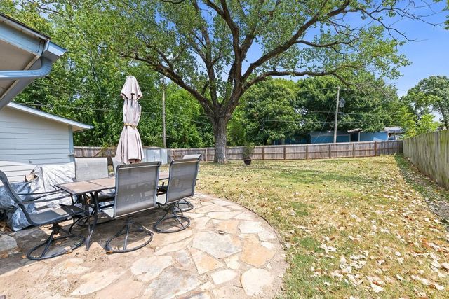 6760 N Tarrytown St, Park City, KS 67219