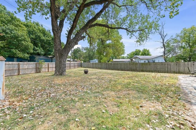 6760 N Tarrytown St, Park City, KS 67219