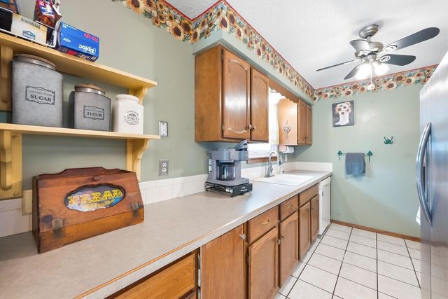 6760 N Tarrytown St, Park City, KS 67219