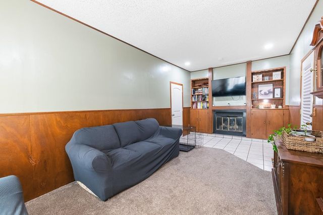 6760 N Tarrytown St, Park City, KS 67219