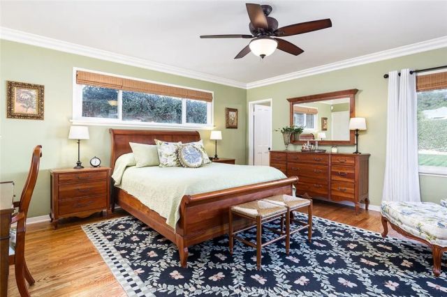 1641 E Orange Grove, Pasadena, CA 91104