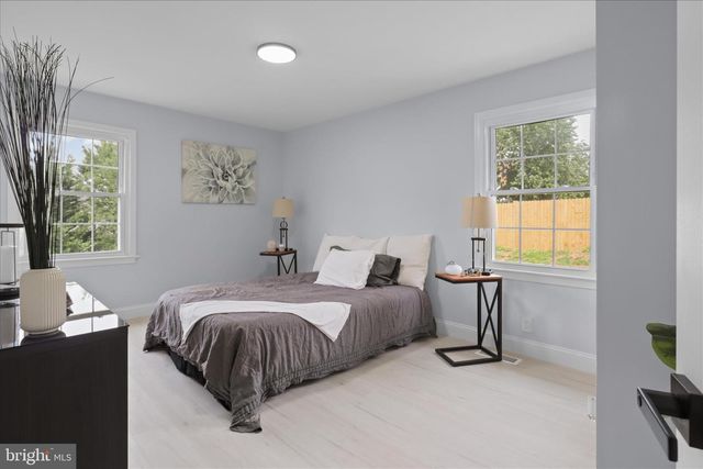 3416 SUNNY VIEW DR, Alexandria, VA 22309