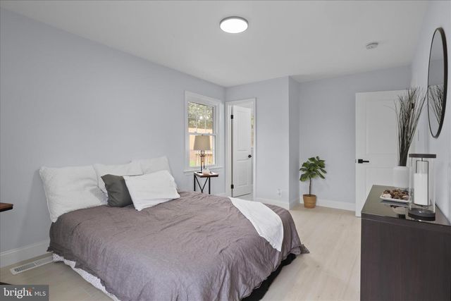 3416 SUNNY VIEW DR, Alexandria, VA 22309