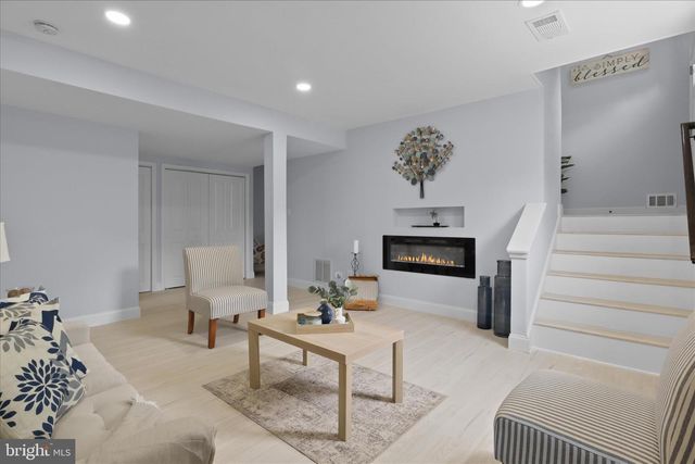 3416 SUNNY VIEW DR, Alexandria, VA 22309