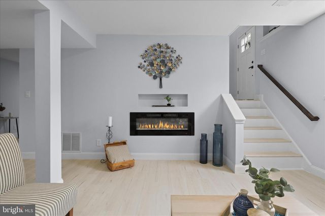 3416 SUNNY VIEW DR, Alexandria, VA 22309