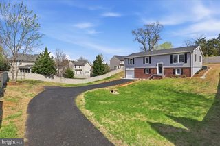 3416 SUNNY VIEW DR, Alexandria, VA 22309